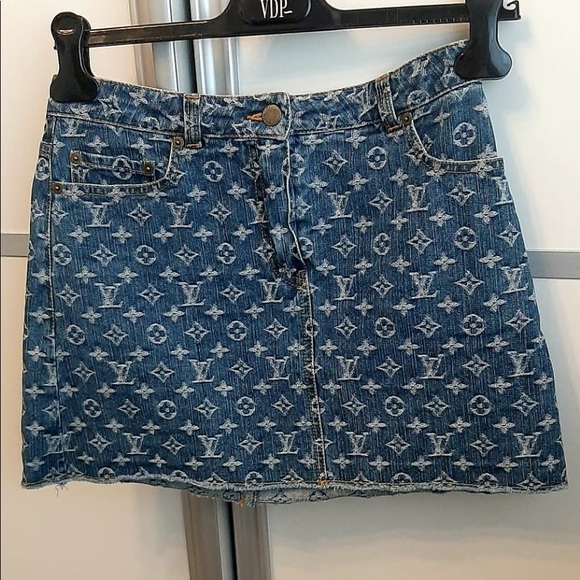 Louis Vuitton Dresses & Skirts - Louis Vuitton Skirt